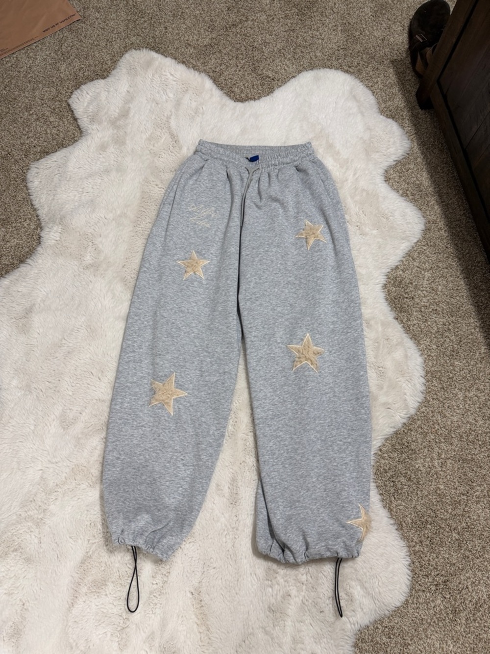 Aelfric Eden Gray Sweatpants with Gold Star Appliqués